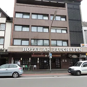 Am Flughafen Hotel