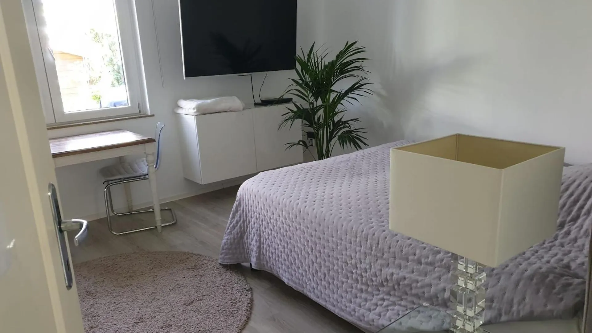 Apartment Im Gruenen Zwischen Messe & Flughafen Koeln!