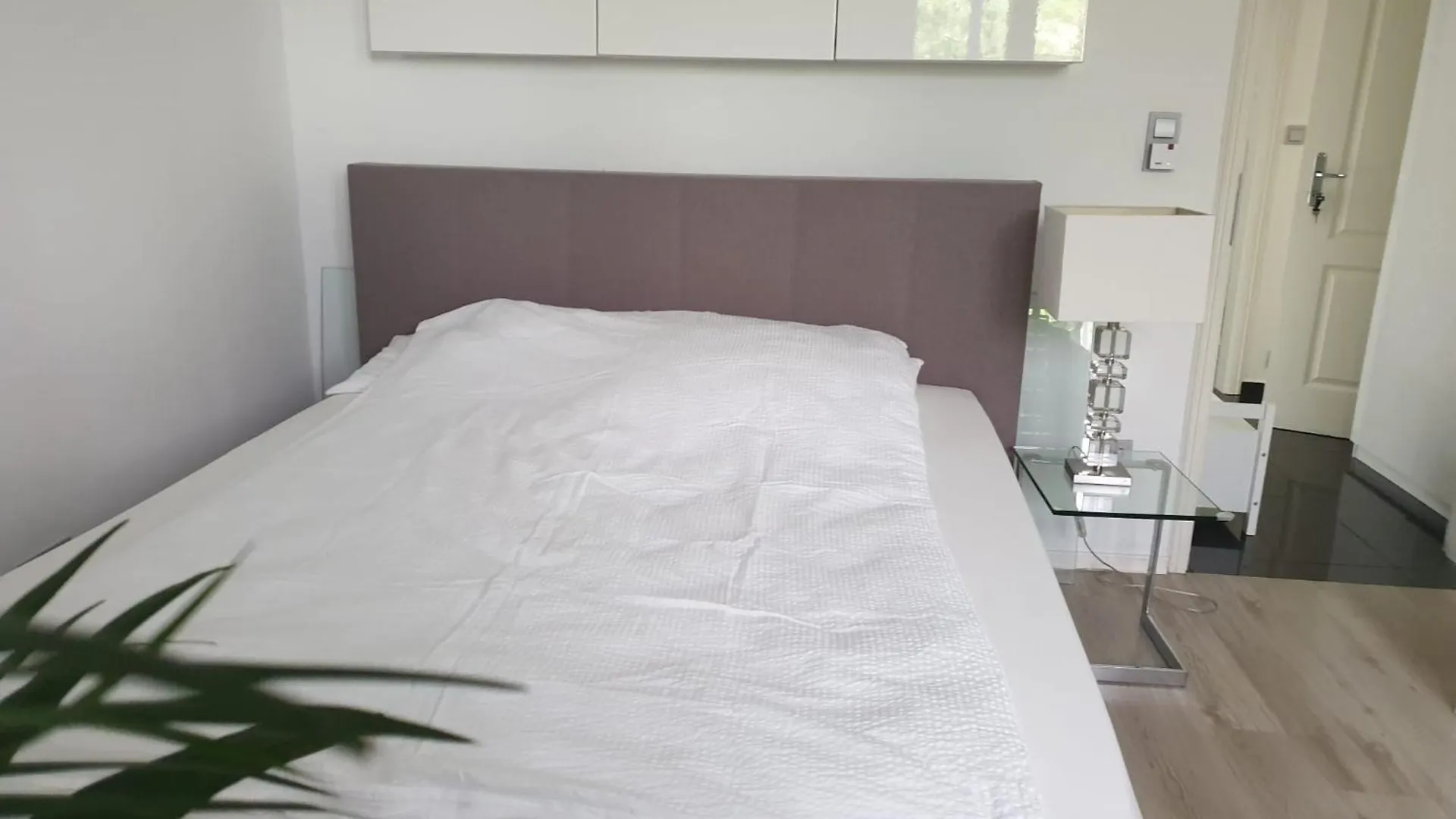 Apartment Im Gruenen Zwischen Messe & Flughafen Koeln!