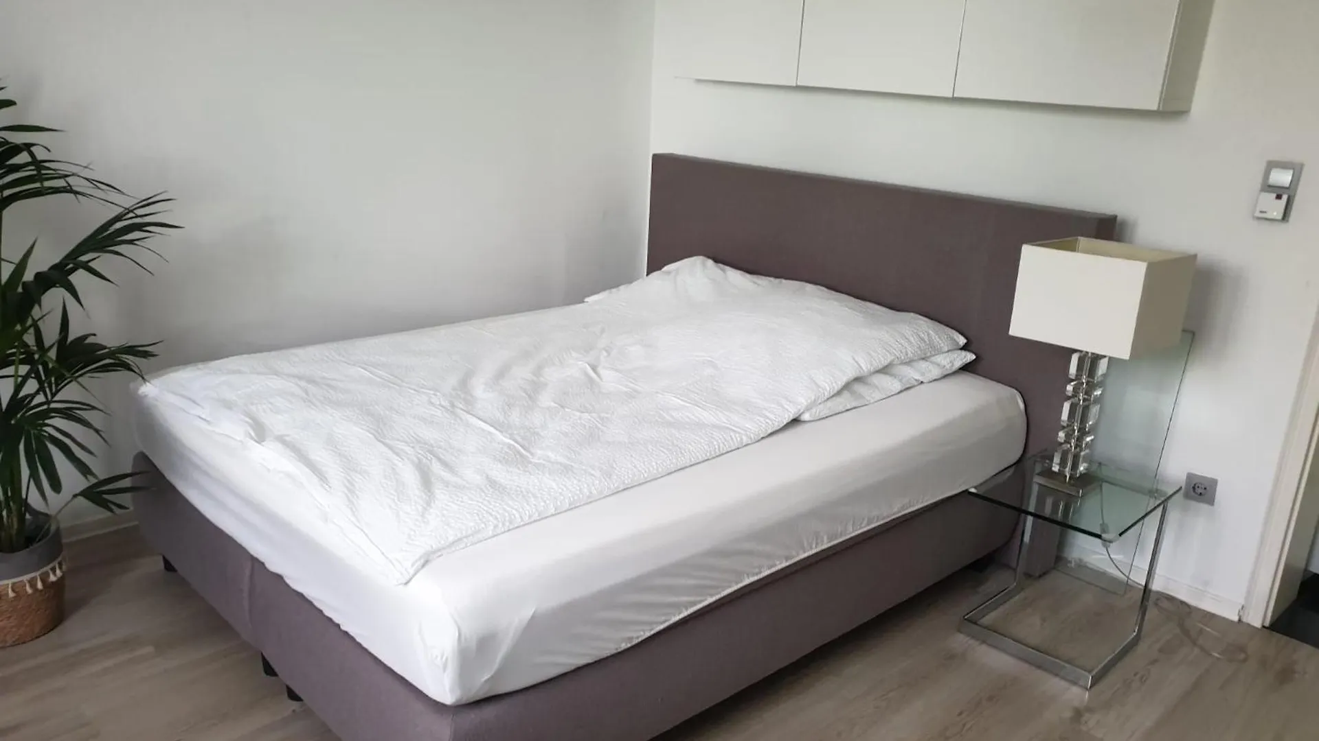 Apartment Im Gruenen Zwischen Messe & Flughafen Koeln!